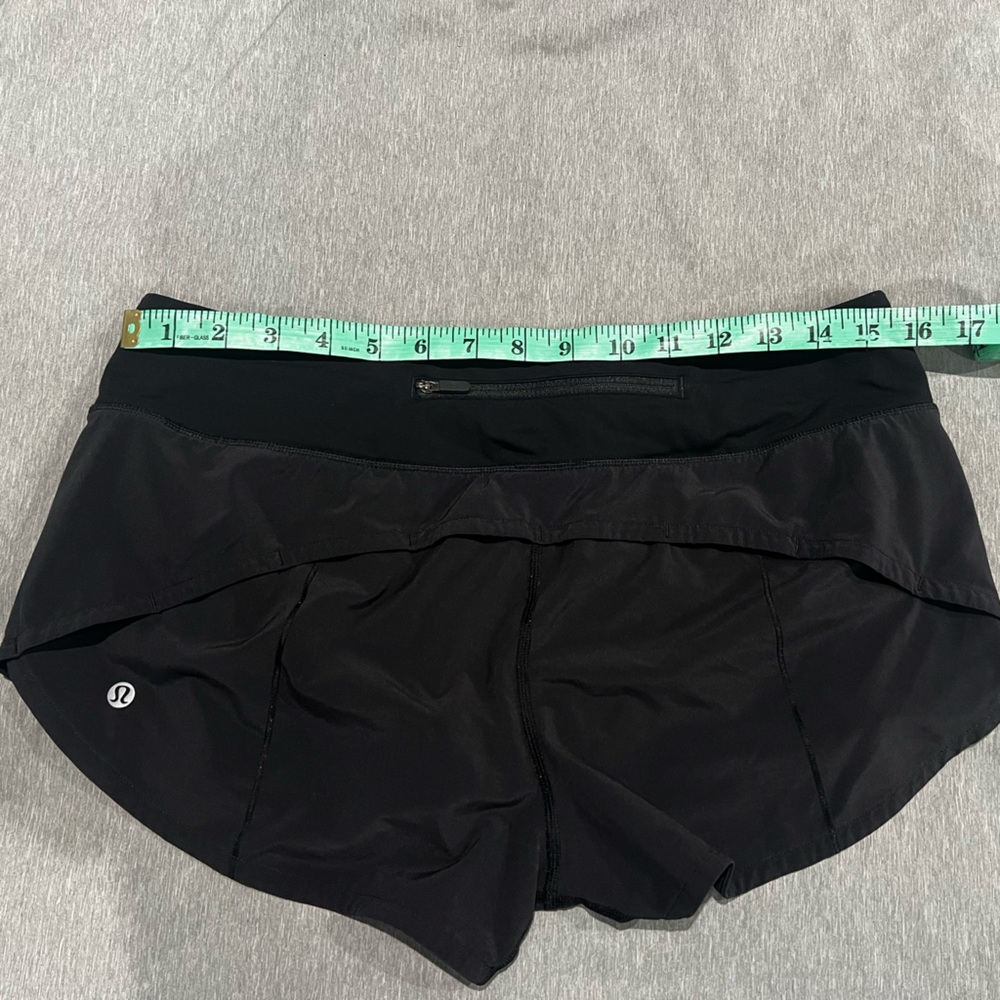 Size 8 Lululemon speed up short low-rise lined black